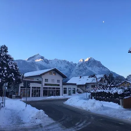 Alpspitzblick Riedel Apartmán Garmisch-Partenkirchen